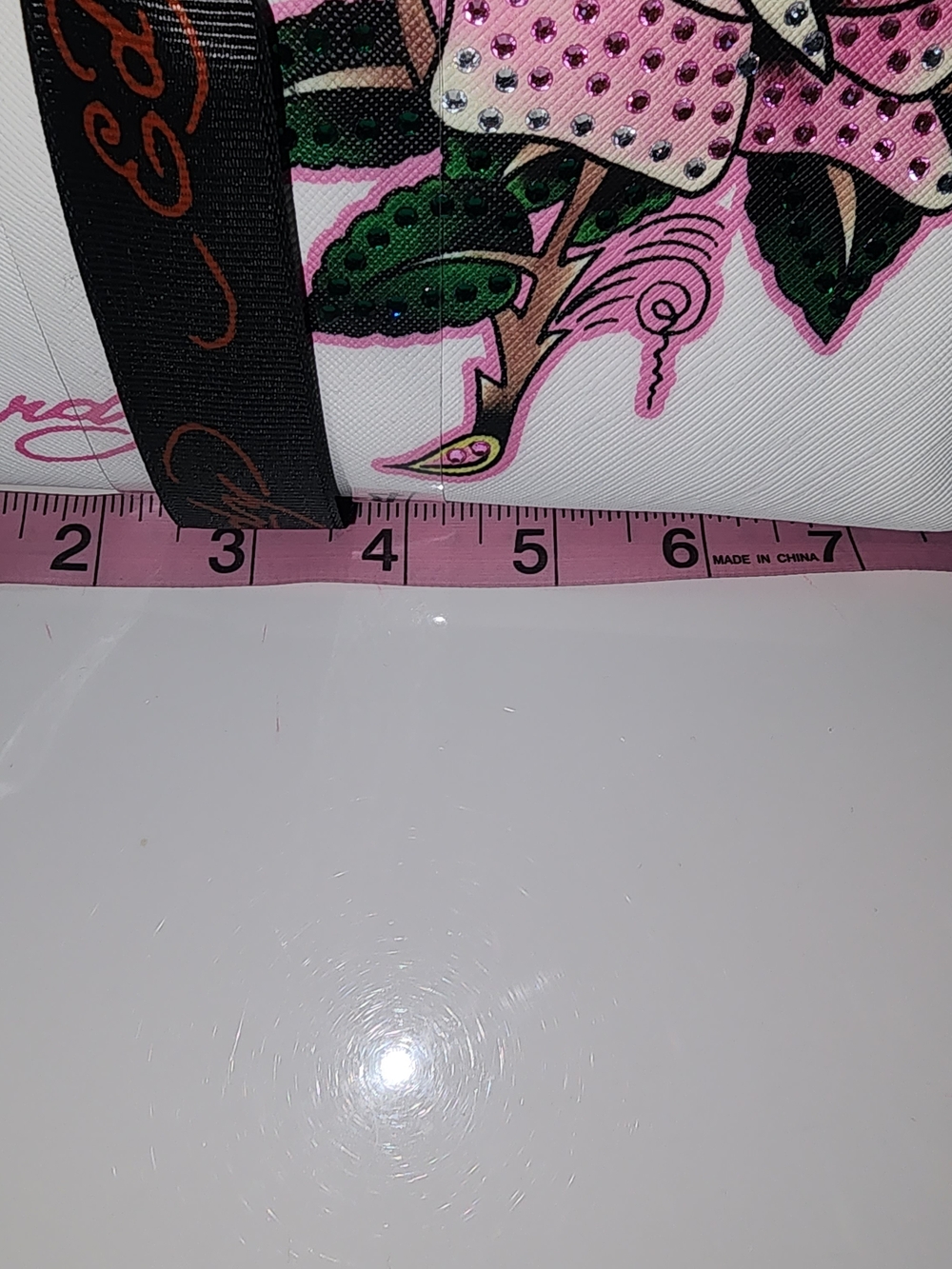 Ed Hardy White & Pink Rose Cosmetic Pouch Set - Picture 7 of 12